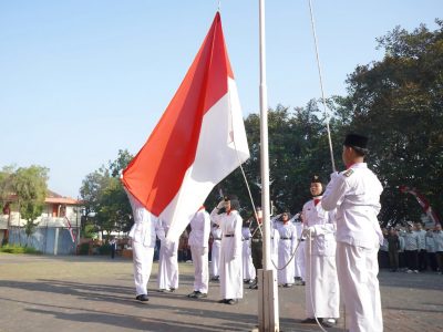 Berita Upacara 17 Agustus Unikama 1a
